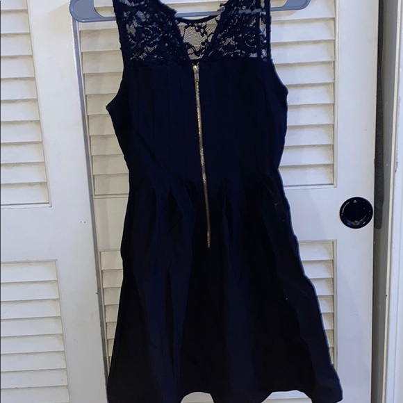 black fancy dress - Picture 3 of 3